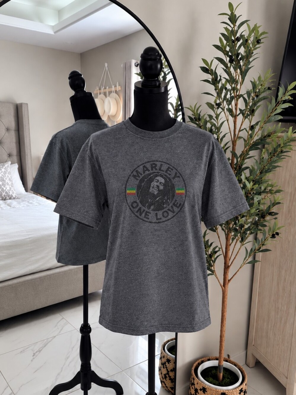 Bob Marley One Love Men's Grey Graphic T-Shirt